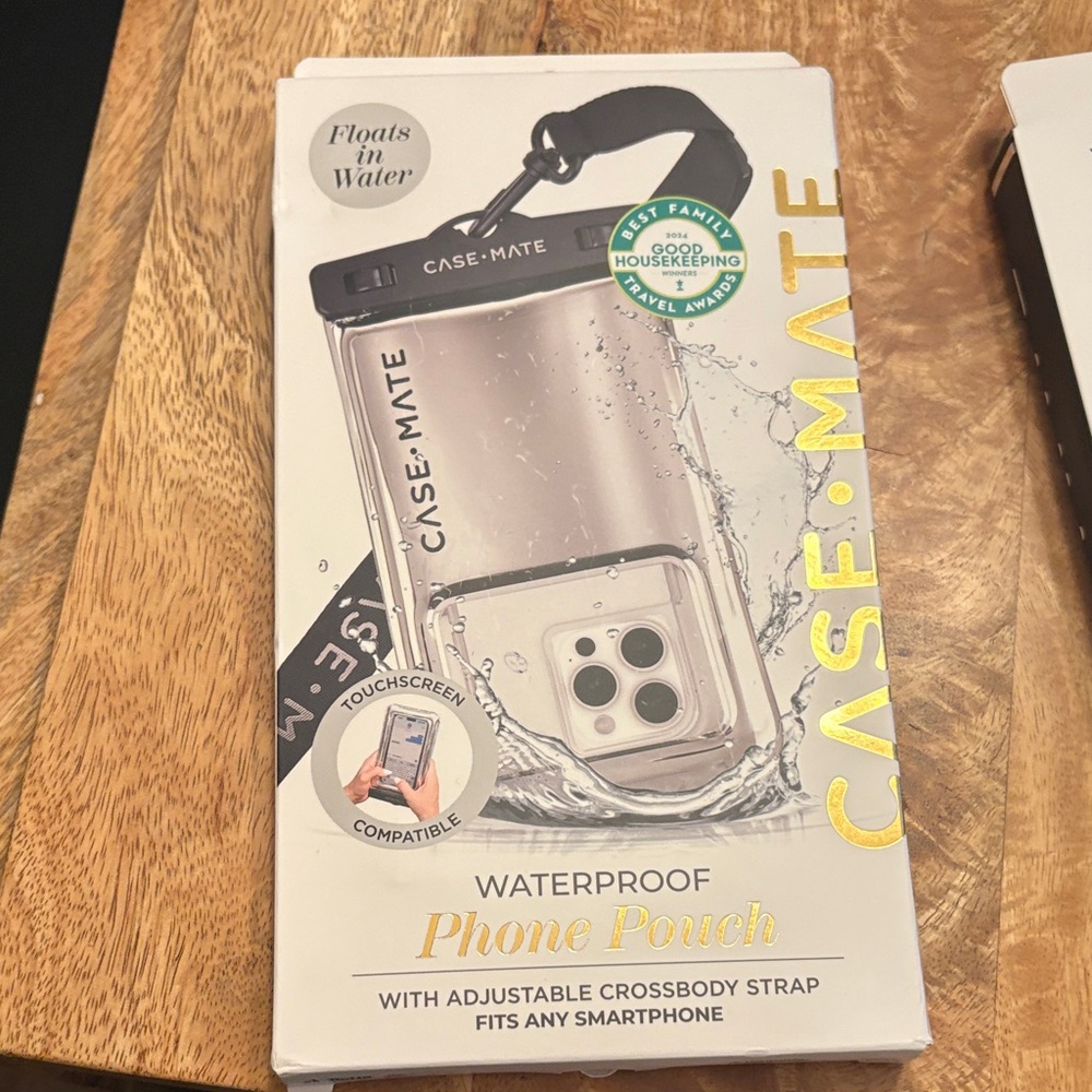 NWT Case-Mate Waterproof Phone Pouch - Transparent and Black